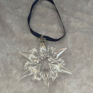 Swarovski Crystal Snowflake Annual Christmas Ornament 2007